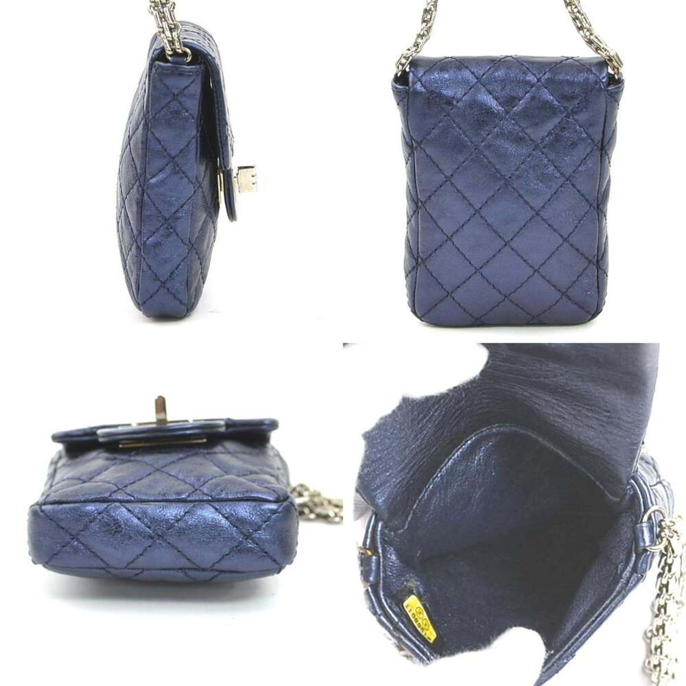 CHANEL Blue Leather Shoulder Bag - Picture 2 of 5